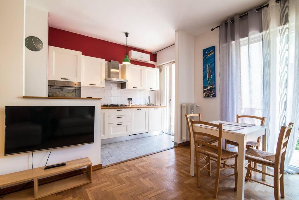Enjoy Home - Bilocale Sulle Riviere A Due Passi Dalla Specola Padoue Extérieur photo